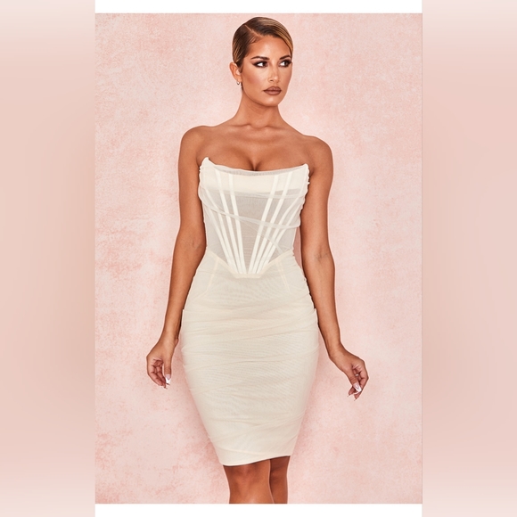 House of CB Dresses & Skirts - Ivory House of CB 'Leila'- large